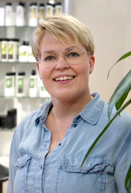 Tarja Eskola, kouluttaja